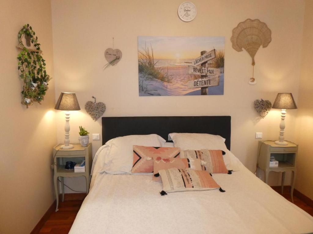 Chambre Le Mas D'Adelice Taulignan Extérieur photo